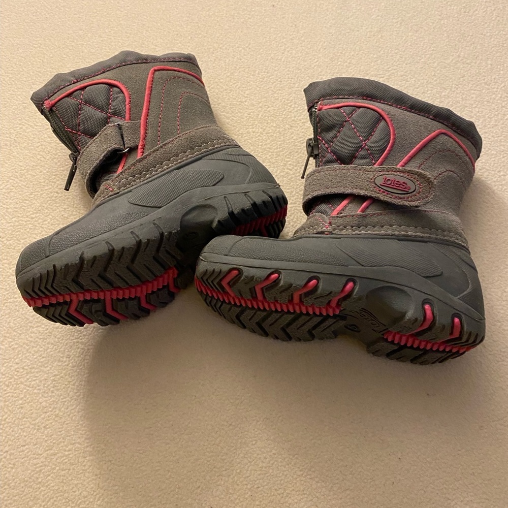 Totes, snow boots, toddler girl size 5